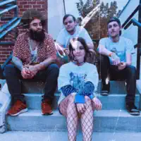Escucha a undefined, mira videos musicales, lee su biografía, consulta las fechas de las gira y más.
