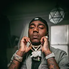 聆聽 TrapSosa、觀看音樂影片、閱讀小傳、查看巡演日期等！