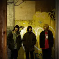Escucha a undefined, mira videos musicales, lee su biografía, consulta las fechas de las gira y más.