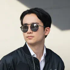 Poslechněte si interpreta Jason Goldwin Chang, sledujte hudební videa, přečtěte si životopis, podívejte se na data turné a další informace.