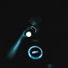 收听 THANKYOUMOMO、观看音乐视频、阅读小传、查看巡演日期等 ！