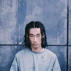 Dengarkan Kee Rooz, tonton video musik, baca bio, lihat tanggal tur & lainnya!