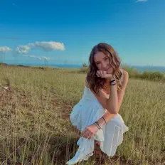 Listen to Alice Alcorn, watch music videos, read bio, see tour dates & more!