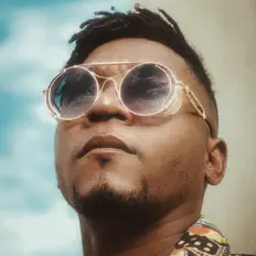 Maikcelを聴いたり、ミュージックビデオを鑑賞したり、経歴やツアー日程などを確認したりしましょう！