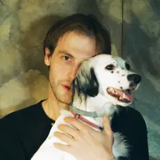 Ouça akyn machine, assista a videoclipes, leia a biografia, veja as datas das turnês e mais!