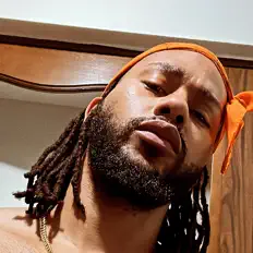 Ouça TayJaccobs, assista a videoclipes, leia a biografia, veja as datas das turnês e mais!