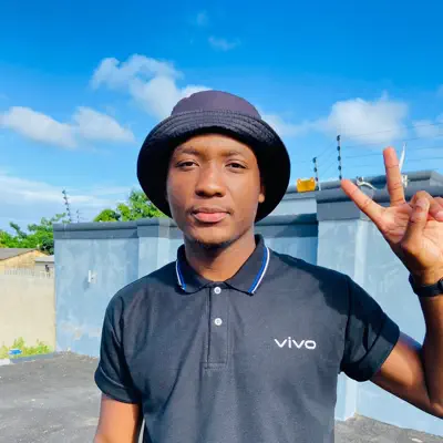 Listen to King Nandio SA, watch music videos, read bio, see tour dates & more!