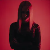 Luister naar undefined, bekijk muziekvideo's, lees de bio, bekijk de tourdata, en meer!
