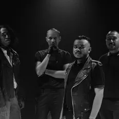 聆聽 Suissac、觀看音樂影片、閱讀小傳、查看巡演日期等！