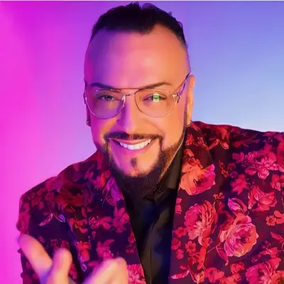 Listen to Miguel Martin, watch music videos, read bio, see tour dates & more!