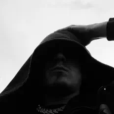 收听 JOEYYG、观看音乐视频、阅读小传、查看巡演日期等 ！