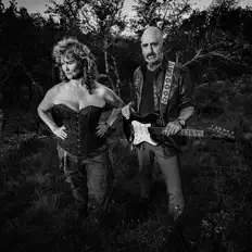 收听 The Caughtery、观看音乐视频、阅读小传、查看巡演日期等 ！