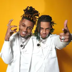 收听 Fresh X Reckless、观看音乐视频、阅读小传、查看巡演日期等 ！