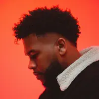 Luister naar undefined, bekijk muziekvideo's, lees de bio, bekijk de tourdata, en meer!
