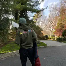 Écoutez Mobuckets, regardez des vidéoclips, lisez la biographie, consultez les dates de tournée et plus encore !