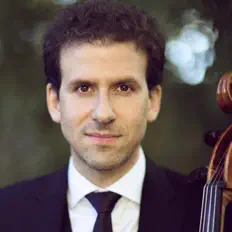 聆聽 Nicholas Canellakis、觀看音樂影片、閱讀小傳、查看巡演日期等！