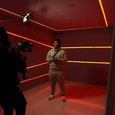 Escucha a J3nior, mira vídeos musicales, lee la biografía, consulta fechas de giras y mucho más.