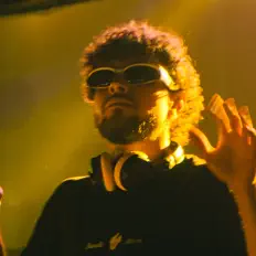 Escucha a Marco Ceraso, mira videos musicales, lee su biografía, consulta las fechas de las gira y más.