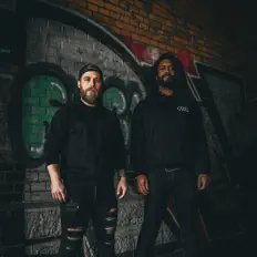 Dengarkan Fractured Inside, tonton video musik, baca bio, lihat tanggal tur & lainnya!