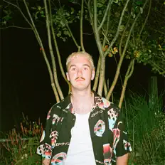 Listen to Franck, watch music videos, read bio, see tour dates & more!