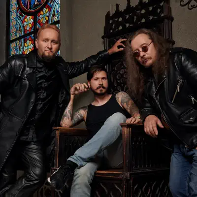 Listen to Гаснет Свет, watch music videos, read bio, see tour dates & more!