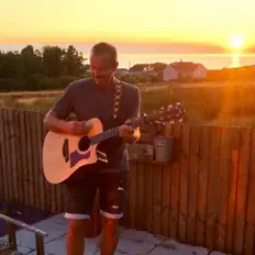 Michael Geenを聴いたり、ミュージックビデオを鑑賞したり、経歴やツアー日程などを確認したりしましょう！