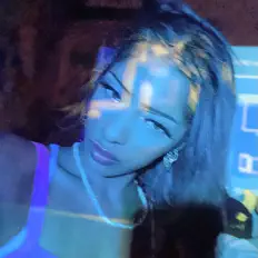 聆聽 Cristal Imani、觀看音樂影片、閱讀小傳、查看巡演日期等！