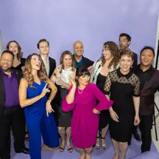 Chicago a cappella dinle, müzik videolarını izle, biyografisini oku, tur tarihlerini ve daha fazlasını gör!