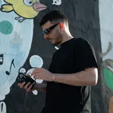 Dengarkan Davide Marsala, tonton video musik, baca bio, lihat tanggal tur & lainnya!
