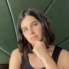 收听 Emilie Haziza、观看音乐视频、阅读小传、查看巡演日期等 ！