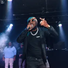 收听 Savvy Quan、观看音乐视频、阅读小传、查看巡演日期等 ！