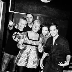 Listen to Terrorgruppe, watch music videos, read bio, see tour dates & more!