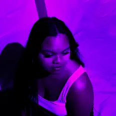 Dengarkan Jasmine Nugal, tonton video musik, baca bio, lihat tanggal tur & lainnya!