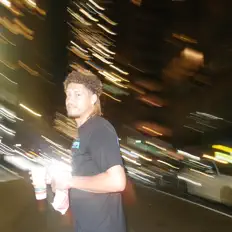 Leefur80 सुनें, म्यूज़िक वीडियो देखें, बायो पढ़ें, दौरे की तारीखें और बहुत कुछ देखें!