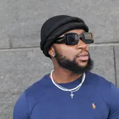 Ouça Sweepy Dee, assista a videoclipes, leia a biografia, veja as datas das turnês e mais!