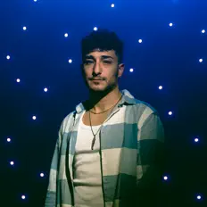 收听 Alessandro Tinelli、观看音乐视频、阅读小传、查看巡演日期等 ！