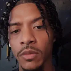 聆聽 J. Fiesta、觀看音樂影片、閱讀小傳、查看巡演日期等！