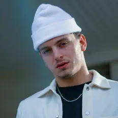 Dengarkan Riley Cohen, tonton video musik, baca bio, lihat tanggal tur & lainnya!