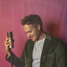 Ascolta Dustin McKamie, guarda video musicali, leggi la biografia, vedi le date del tour & altro!