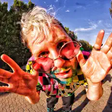 Luister naar Nathan Piland, bekijk muziekvideo's, lees de bio, bekijk de tourdata, en meer!