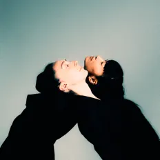 Dengarkan Awkward Moments, tonton video musik, baca bio, lihat tanggal tur & lainnya!