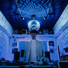 Ακούστε περιεχόμενο από welcomeman, παρακολουθήστε μουσικά βίντεο, διαβάστε το βιογραφικό, δείτε ημερομηνίες περιοδείας, και πολλά ακόμη!