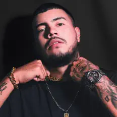 聆聽 Luan、觀看音樂影片、閱讀小傳、查看巡演日期等！