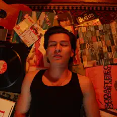 Dengarkan Emilio Cabra, tonton video musik, baca bio, lihat tanggal tur & lainnya!