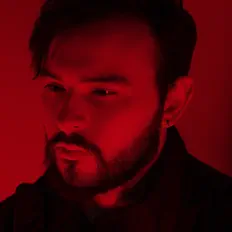 roman zuykov dinle, müzik videolarını izle, biyografisini oku, tur tarihlerini ve daha fazlasını gör!