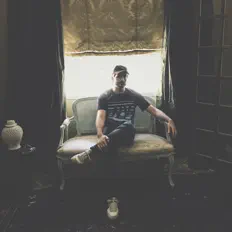 聆聽 DAODA、觀看音樂影片、閱讀小傳、查看巡演日期等！