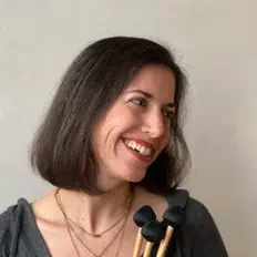 Lalovibe: песни, клипы, биография, даты выступлений и многое другое.