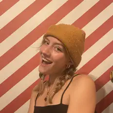 Hör dir Lilo Milova an, schau dir Musikvideos an, lies die Biografie, finde Tourdaten und mehr!