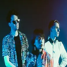 S_Exを聴いたり、ミュージックビデオを鑑賞したり、経歴やツアー日程などを確認したりしましょう！