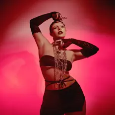 收听 Mandi Macias、观看音乐视频、阅读小传、查看巡演日期等 ！